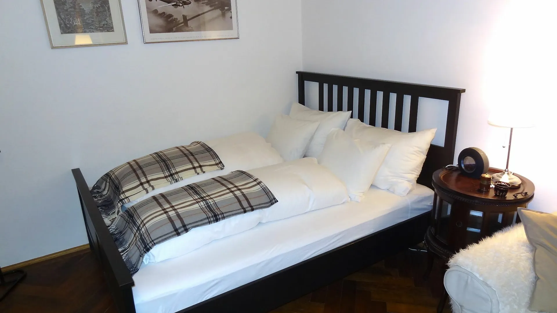 Blauhouse Apartments Vienna Austria